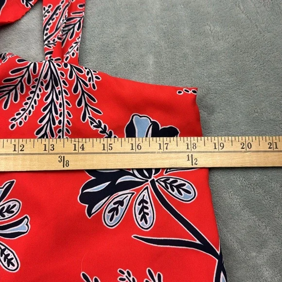 Banana Republic Twist Neck Halter Top - Picture 3 of 6